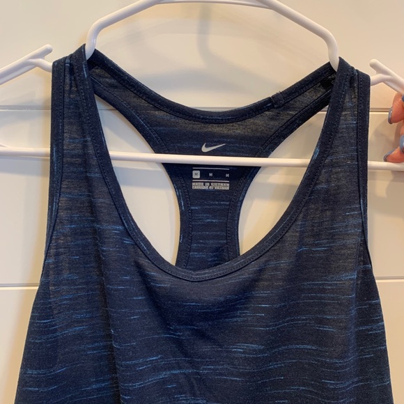 Nike tanktop - Picture 2 of 2